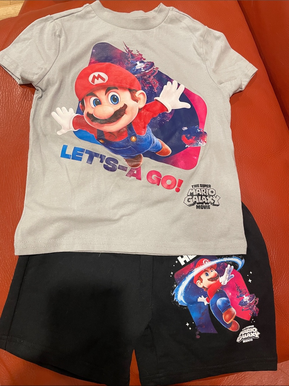 🔥 New without tags🔥 Super Mario Galaxy Kids T-shirt & Shorts Set - Black size 4Y